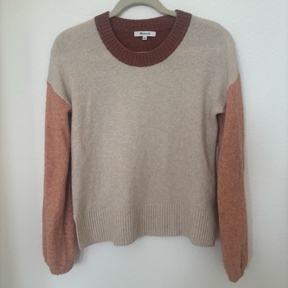 Madewell Women's Tan and Brown Crew Neck Sweater